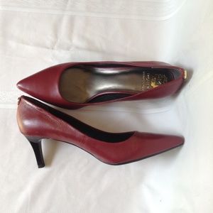 Monet Italian Cordovan leather pumps size 8.5 New